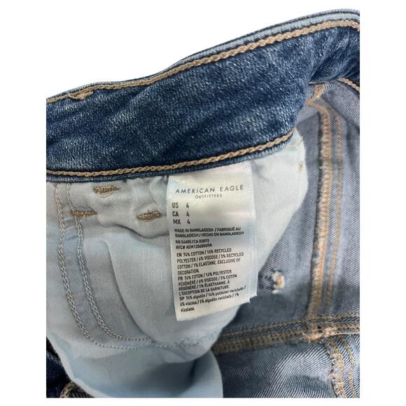 American Eagle Shorts Womens 4 Blue Denim Mom Short High Rise Frayed Hem Stretch - Picture 5 of 15